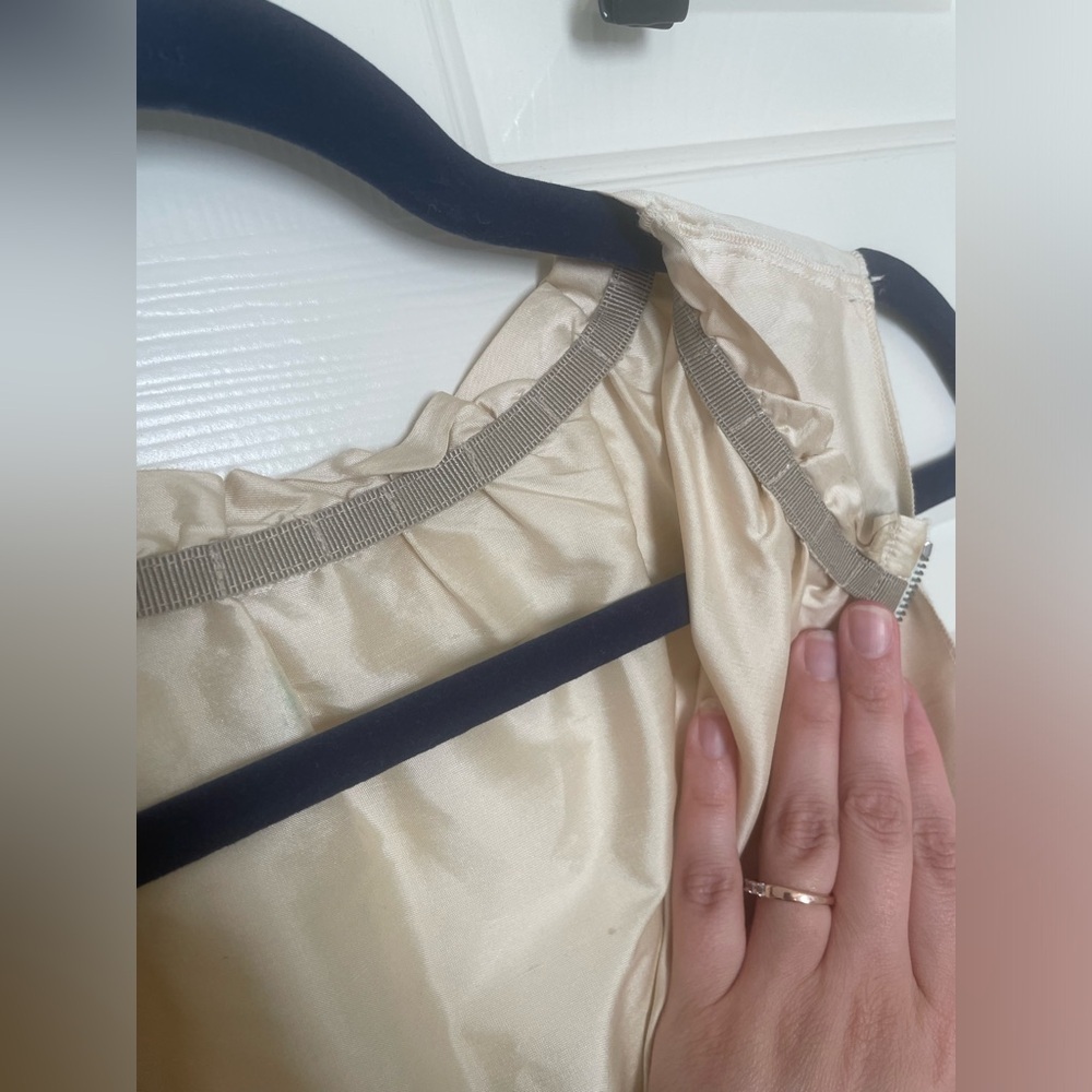 Dolce & Gabbana cream 100% silk blouse 38 - Picture 9 of 12